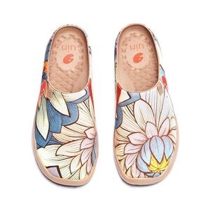 NIB UIN Nelumbo Malaga Women’s Canvas Shoes/Mules - Size 8.5
